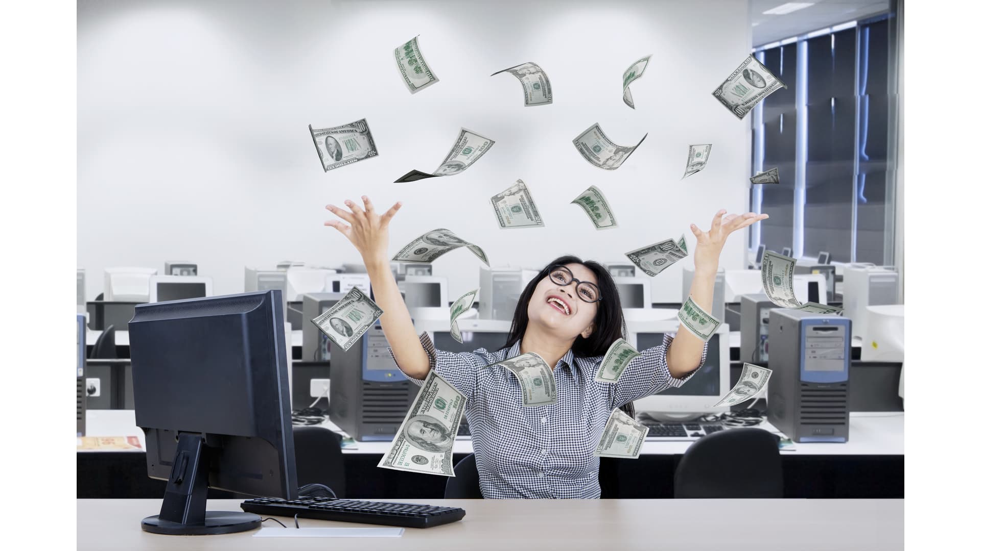 Is There Room for Recent Graduates to Negotiate Salary When Accepting Their First Job?